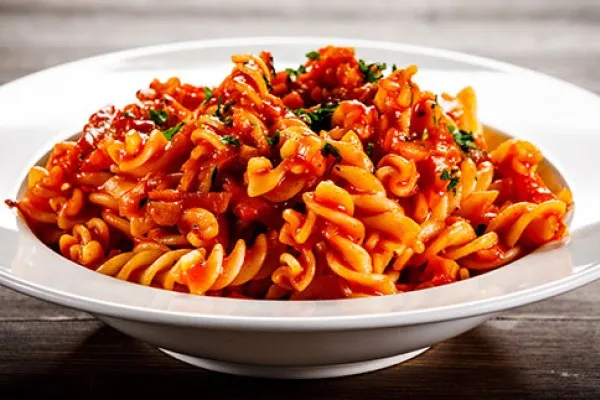 Acılı fusilli