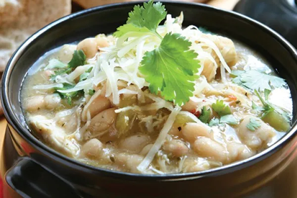 Beyaz tavuklu chili