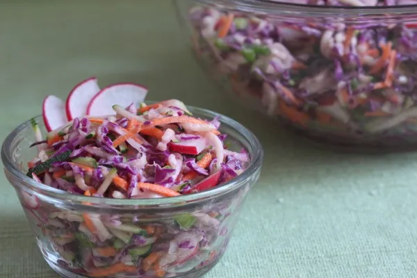 Kabaklı lahana salatası