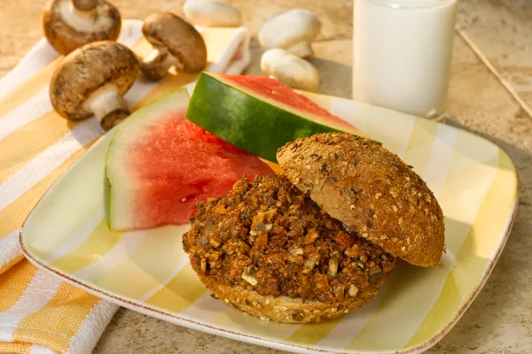 Mantarlı dana kıymalı sloppy joe