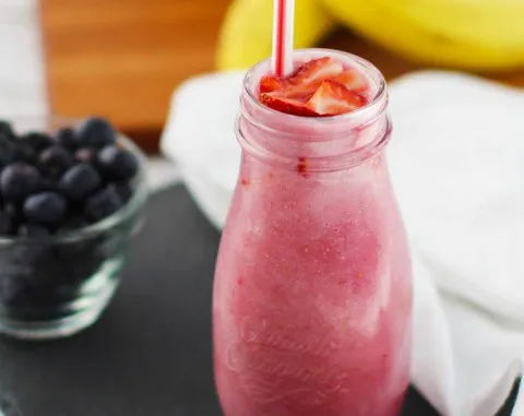 Meyveli smoothie