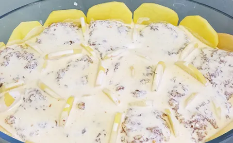 Patates ve dana kıyması güveci
