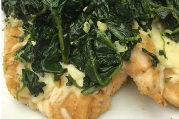 Sarımsaklı ıspanaklı mozzarella tavuk