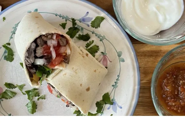 Siyah fasulye burritosu