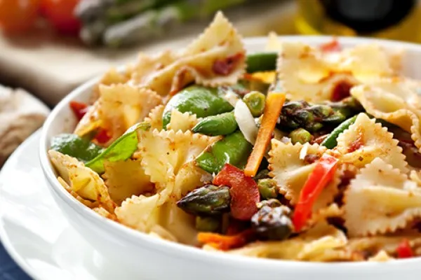 Spagetti sosunda pasta primavera