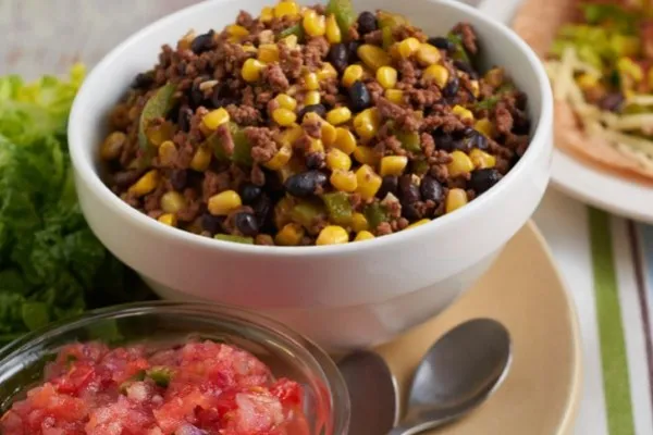 Tex-Mex tava yemeği