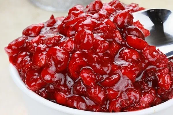 Turna yemişli salata