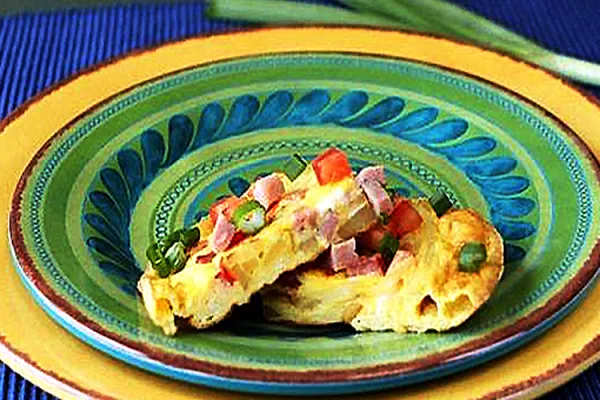 Yeşil soğanlı omlet